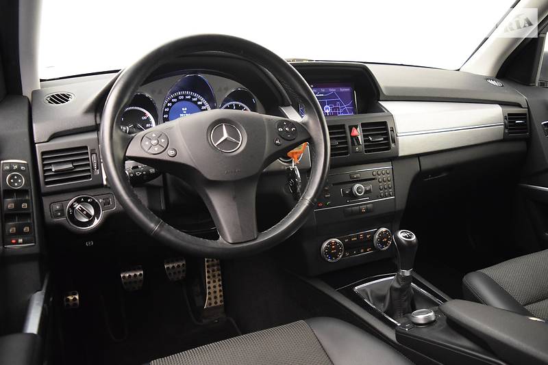 Внедорожник / Кроссовер Mercedes-Benz GLK-Class 2010 в Дубно