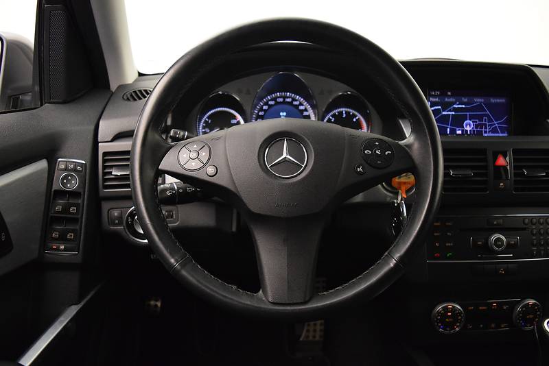 Внедорожник / Кроссовер Mercedes-Benz GLK-Class 2010 в Дубно