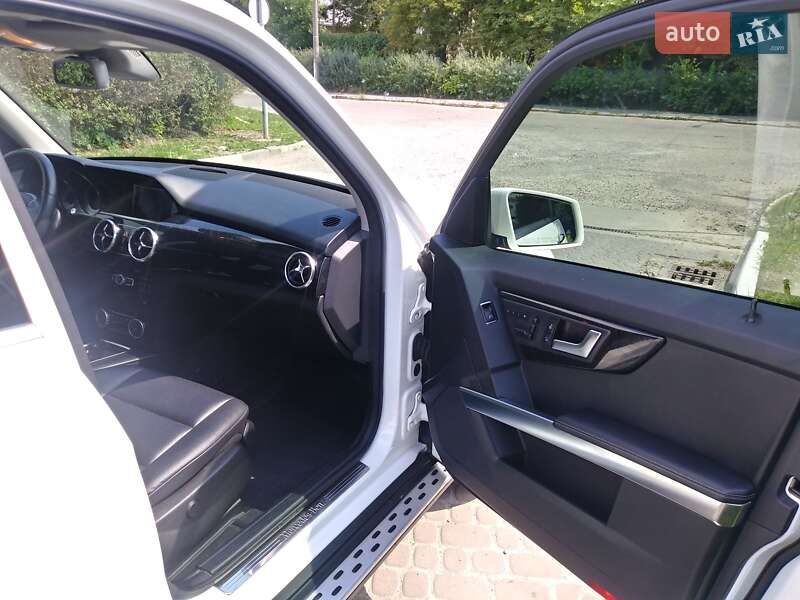 Внедорожник / Кроссовер Mercedes-Benz GLK-Class 2013 в Ивано-Франковске