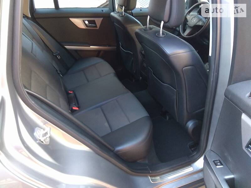 Внедорожник / Кроссовер Mercedes-Benz GLK-Class 2011 в Казатине