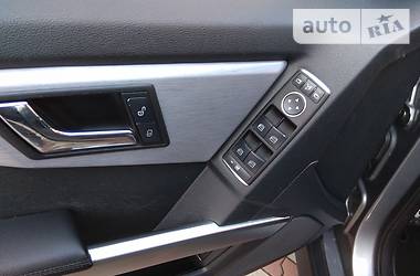 Позашляховик / Кросовер Mercedes-Benz GLK-Class 2011 в 