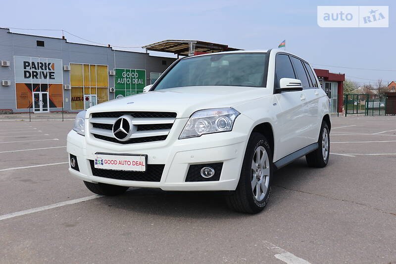 Внедорожник / Кроссовер Mercedes-Benz GLK-Class 2010 в 