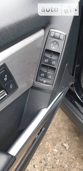 Внедорожник / Кроссовер Mercedes-Benz GLK-Class 2010 в Запорожье