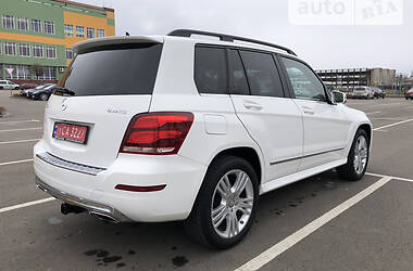 Внедорожник / Кроссовер Mercedes-Benz GLK-Class 2015 в Луцке