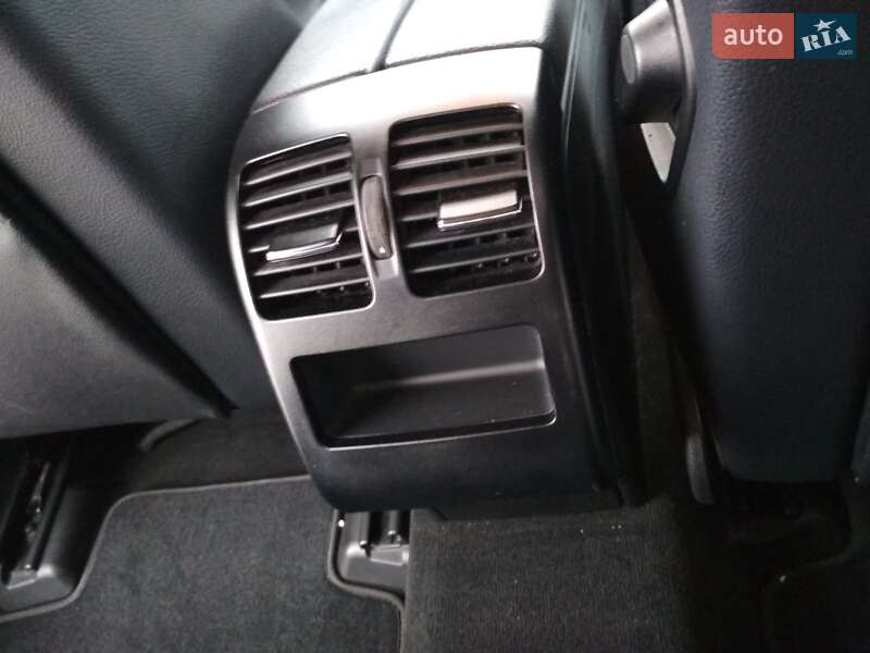 Позашляховик / Кросовер Mercedes-Benz GLK-Class 2011 в Рівному