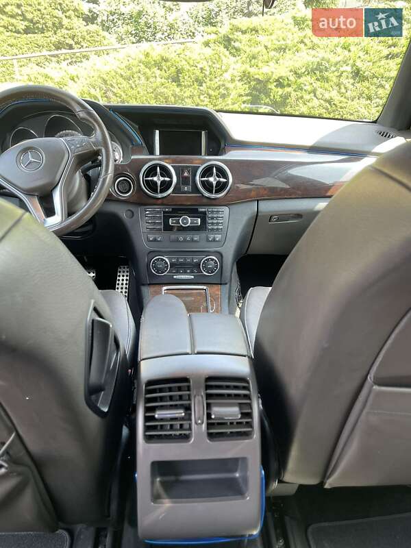 Внедорожник / Кроссовер Mercedes-Benz GLK-Class 2013 в Ужгороде