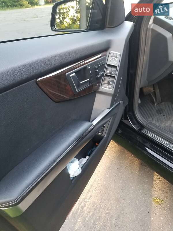 Внедорожник / Кроссовер Mercedes-Benz GLK-Class 2015 в Виннице фото 16 Внедорожник / Кроссовер Mercedes-Benz GLK-Class 2015 в Виннице