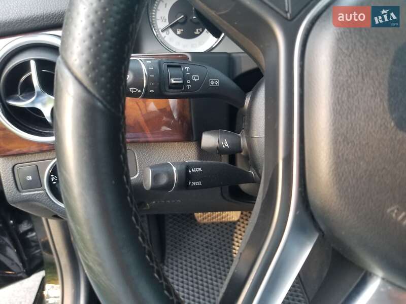 Внедорожник / Кроссовер Mercedes-Benz GLK-Class 2015 в Виннице фото 35 Внедорожник / Кроссовер Mercedes-Benz GLK-Class 2015 в Виннице