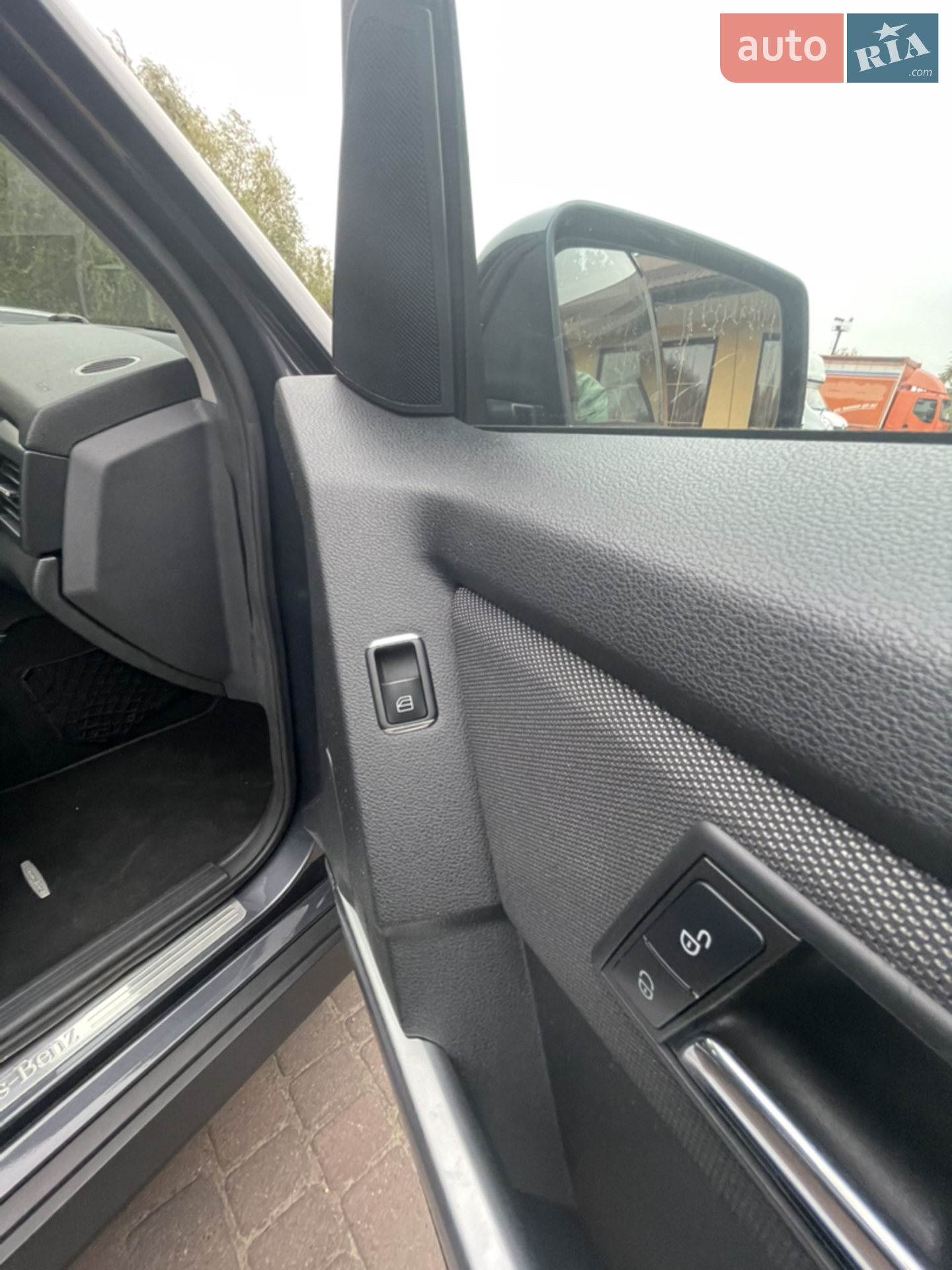 2010 Mercedes-Benz GLK-klasse - мініатюра 34