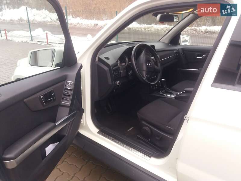 Позашляховик / Кросовер Mercedes-Benz GLK-Class 2010 в Нововолинську