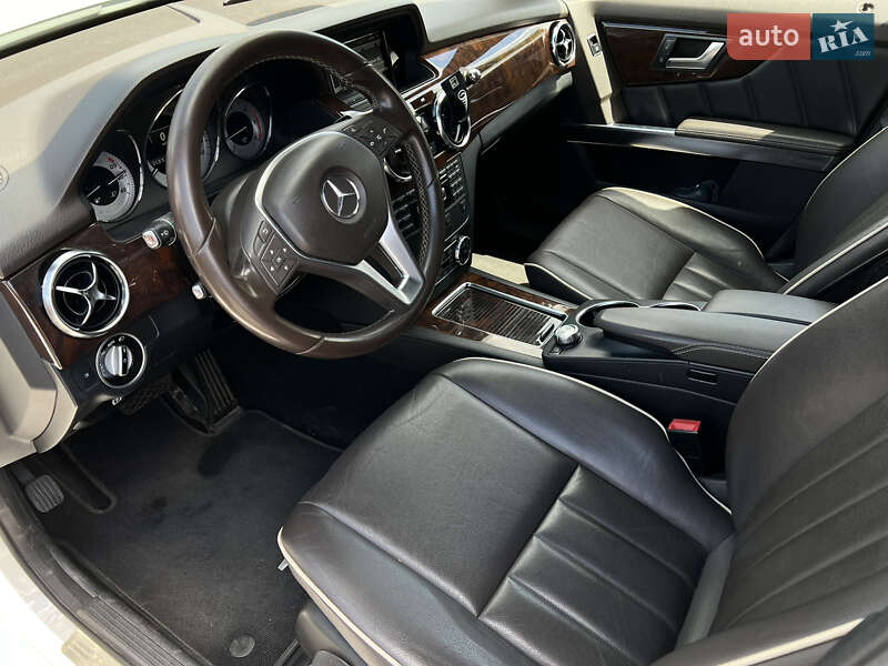Позашляховик / Кросовер Mercedes-Benz GLK-Class 2012 в Кременчуці