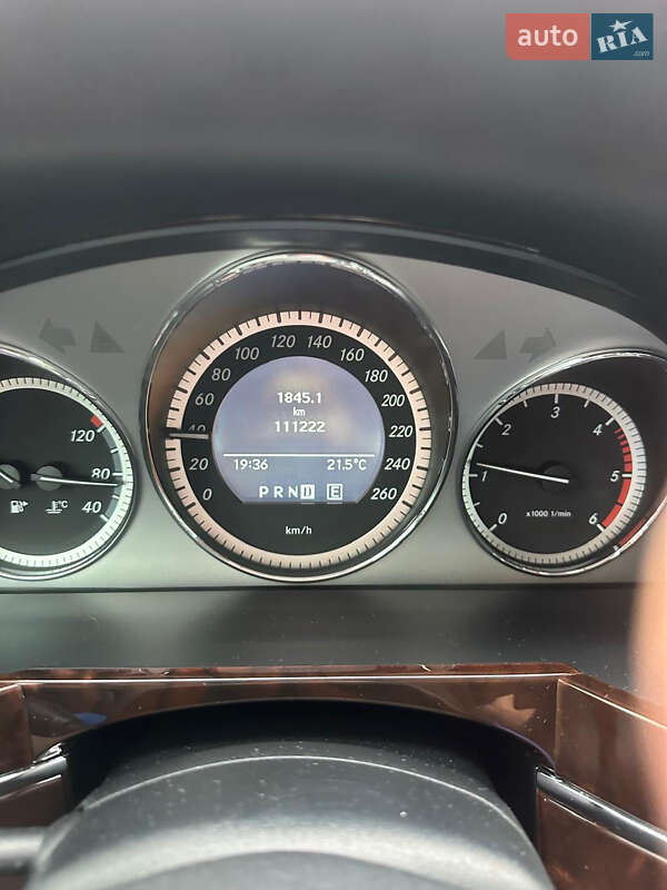 Внедорожник / Кроссовер Mercedes-Benz GLK-Class 2011 в Львове