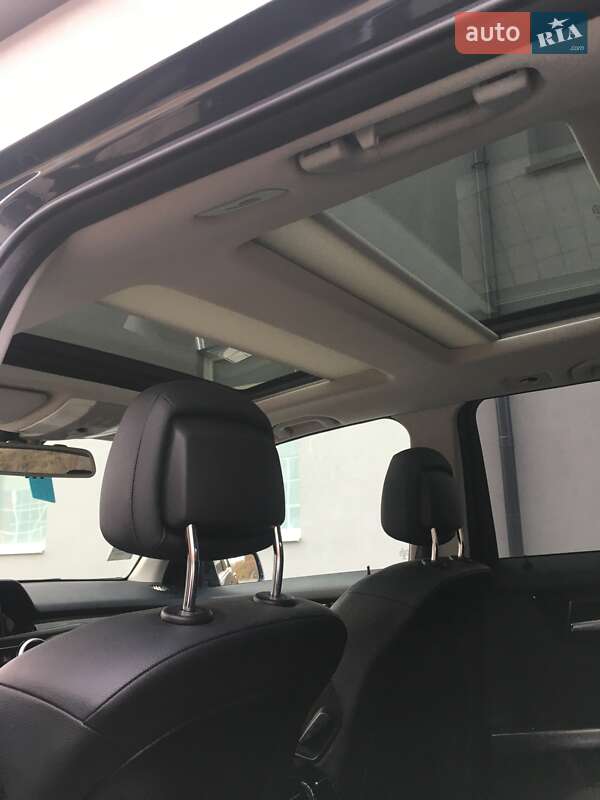 Внедорожник / Кроссовер Mercedes-Benz GLK-Class 2014 в Львове фото 7 Внедорожник / Кроссовер Mercedes-Benz GLK-Class 2014 в Львове