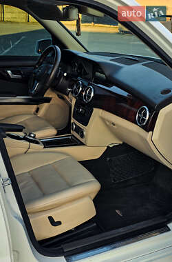 Внедорожник / Кроссовер Mercedes-Benz GLK-Class 2013 в 