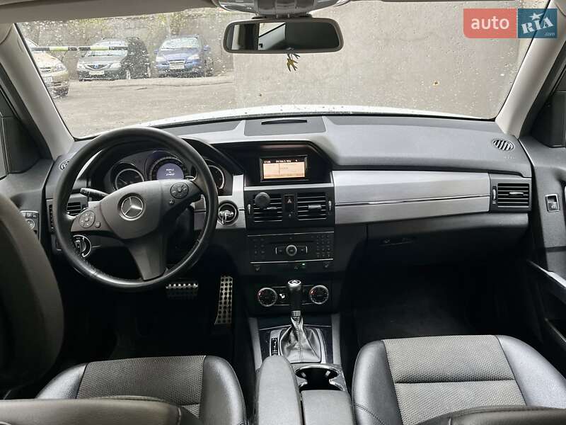 Внедорожник / Кроссовер Mercedes-Benz GLK-Class 2012 в Киеве фото 6 Внедорожник / Кроссовер Mercedes-Benz GLK-Class 2012 в Киеве