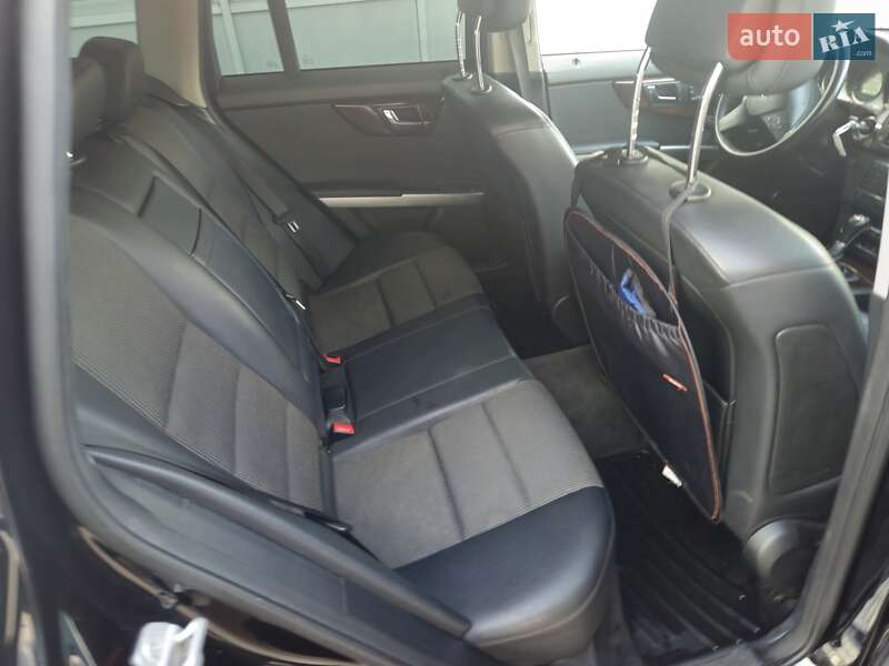 Внедорожник / Кроссовер Mercedes-Benz GLK-Class 2010 в Киеве