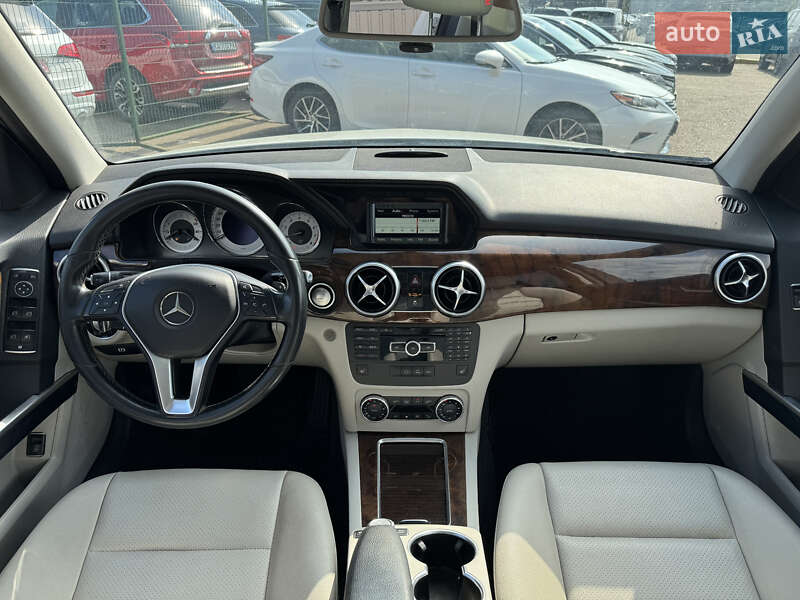 Позашляховик / Кросовер Mercedes-Benz GLK-Class 2014 в Києві