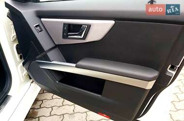 Позашляховик / Кросовер Mercedes-Benz GLK-Class 2011 в 
