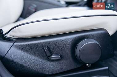 Внедорожник / Кроссовер Mercedes-Benz GLK-Class 2009 в 
