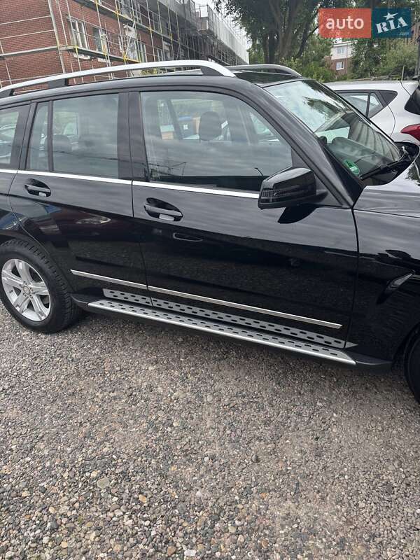 Позашляховик / Кросовер Mercedes-Benz GLK-Class 2014 в Києві