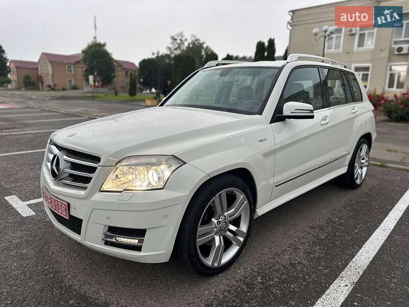 Mercedes-Benz GLK-Class 2011
