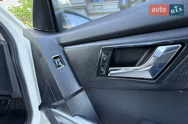 Внедорожник / Кроссовер Mercedes-Benz GLK-Class 2011 в 