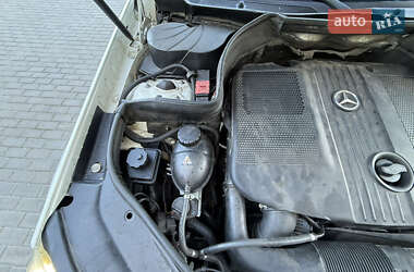 Внедорожник / Кроссовер Mercedes-Benz GLK-Class 2011 в 