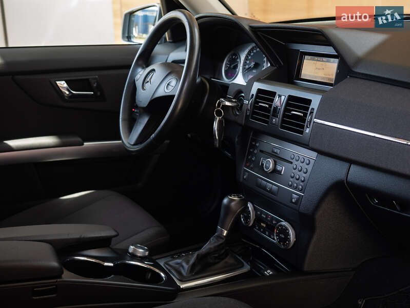 Позашляховик / Кросовер Mercedes-Benz GLK-Class 2011 в Києві фото 15 Позашляховик / Кросовер Mercedes-Benz GLK-Class 2011 в Києві