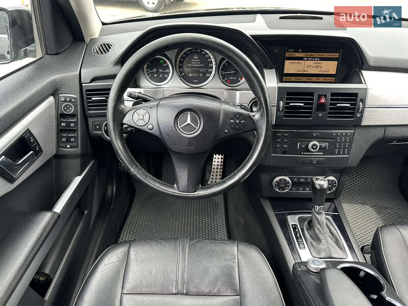 Внедорожник / Кроссовер Mercedes-Benz GLK-Class 2011 в Киеве