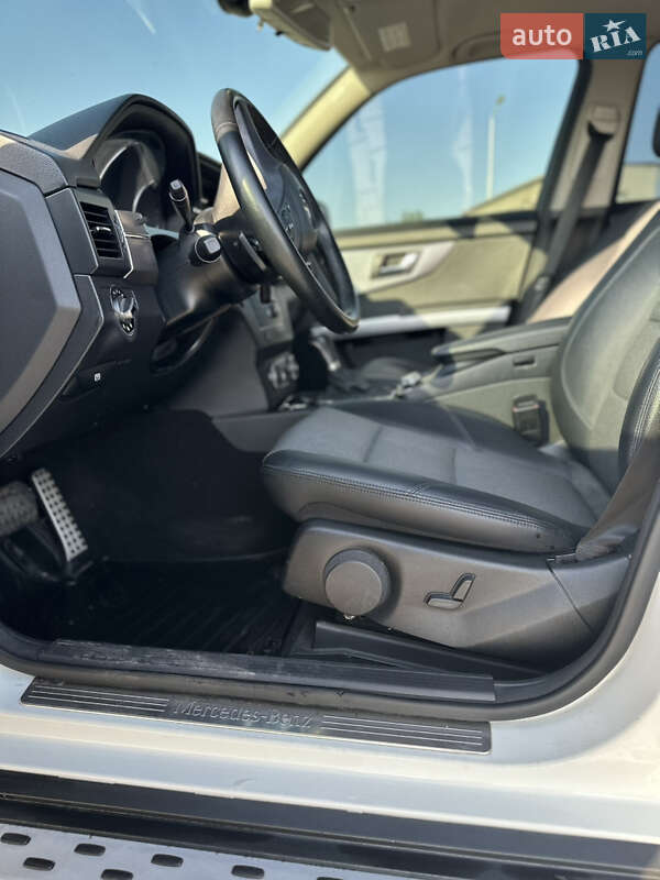 Позашляховик / Кросовер Mercedes-Benz GLK-Class 2009 в Голованівську