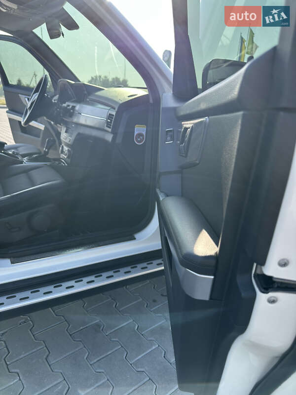 Позашляховик / Кросовер Mercedes-Benz GLK-Class 2009 в Голованівську