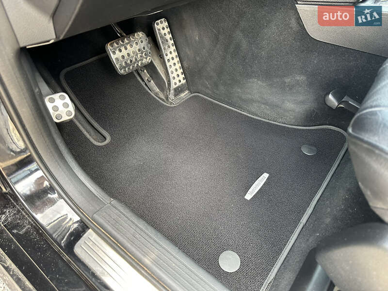 Внедорожник / Кроссовер Mercedes-Benz GLK-Class 2011 в Киеве