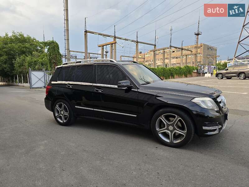Внедорожник / Кроссовер Mercedes-Benz GLK-Class 2012 в Черновцах