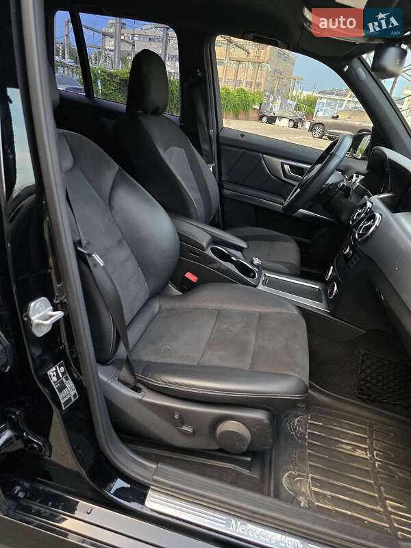 Внедорожник / Кроссовер Mercedes-Benz GLK-Class 2012 в Черновцах