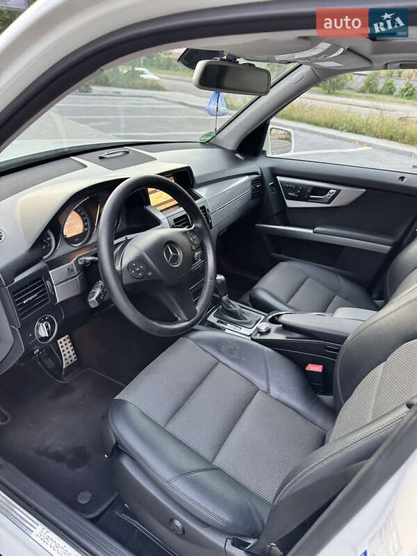 Позашляховик / Кросовер Mercedes-Benz GLK-Class 2010 в Рівному фото 27 Позашляховик / Кросовер Mercedes-Benz GLK-Class 2010 в Рівному
