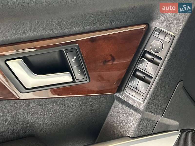 Внедорожник / Кроссовер Mercedes-Benz GLK-Class 2011 в Одессе фото 10 Внедорожник / Кроссовер Mercedes-Benz GLK-Class 2011 в Одессе