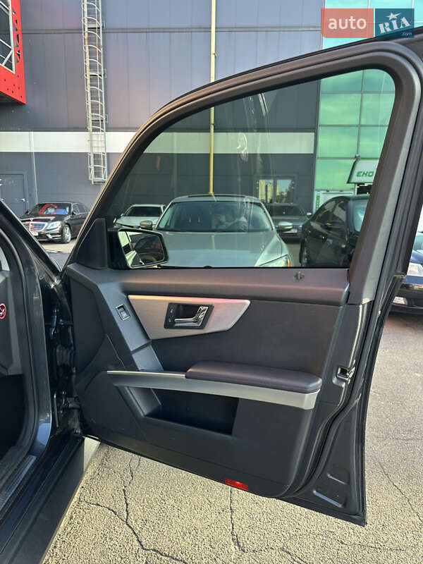 Внедорожник / Кроссовер Mercedes-Benz GLK-Class 2009 в Киеве