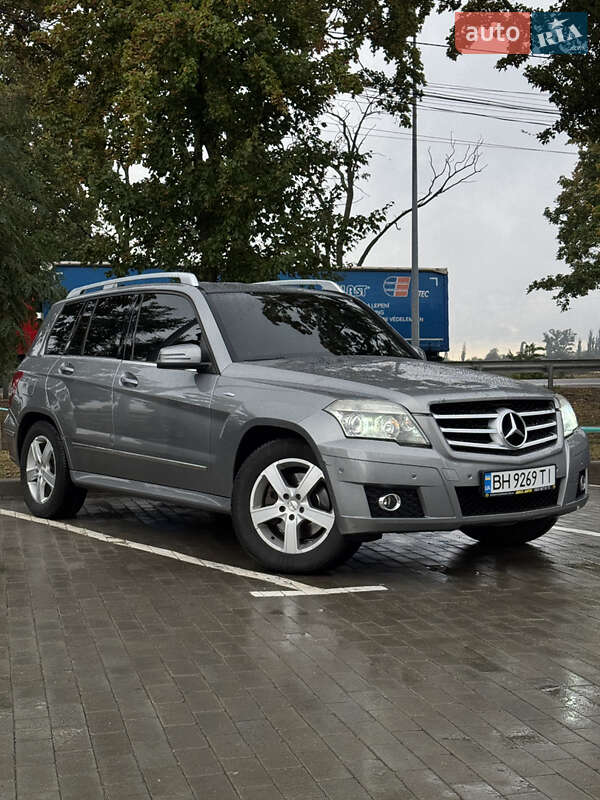 Mercedes-Benz GLK-Class 2010