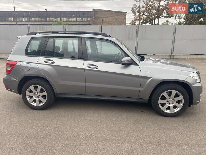 Внедорожник / Кроссовер Mercedes-Benz GLK-Class 2010 в Киеве