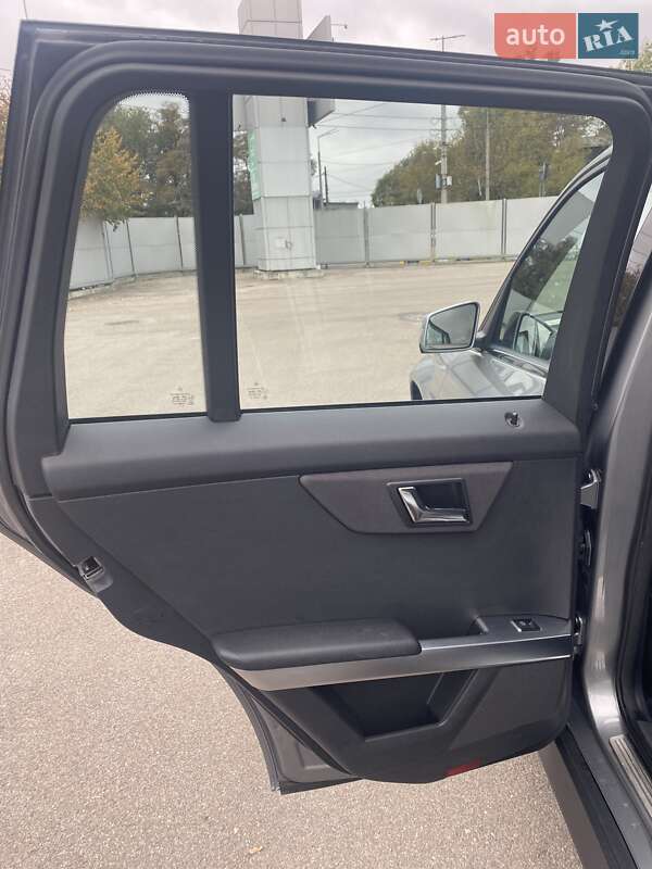 Внедорожник / Кроссовер Mercedes-Benz GLK-Class 2010 в Киеве
