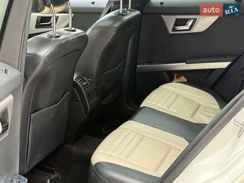 Позашляховик / Кросовер Mercedes-Benz GLK-Class 2008 в Одесі фото 11 Позашляховик / Кросовер Mercedes-Benz GLK-Class 2008 в Одесі