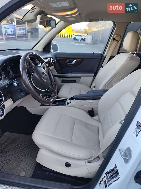 Внедорожник / Кроссовер Mercedes-Benz GLK-Class 2015 в Самборе фото 12 Внедорожник / Кроссовер Mercedes-Benz GLK-Class 2015 в Самборе