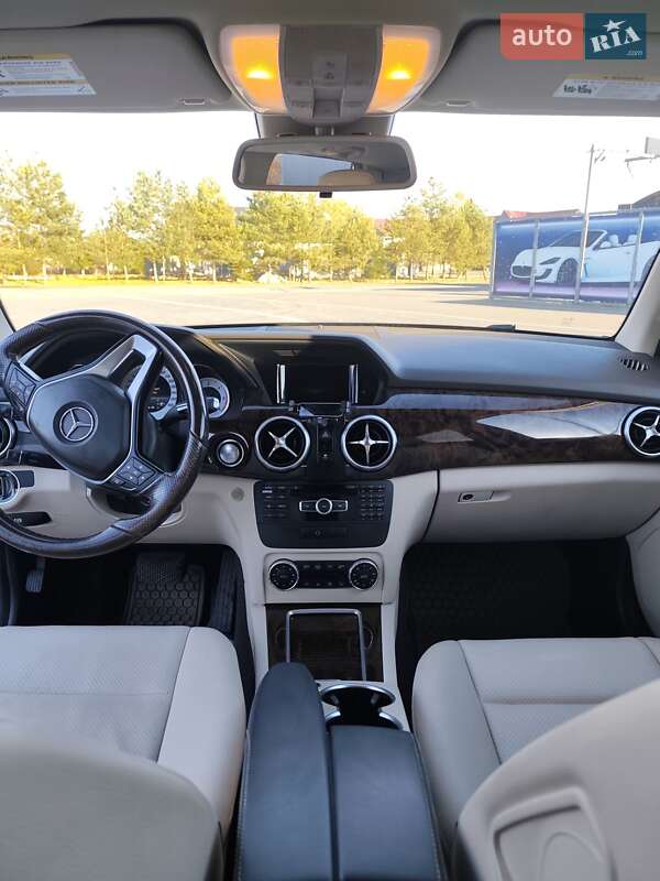 Внедорожник / Кроссовер Mercedes-Benz GLK-Class 2015 в Самборе фото 23 Внедорожник / Кроссовер Mercedes-Benz GLK-Class 2015 в Самборе