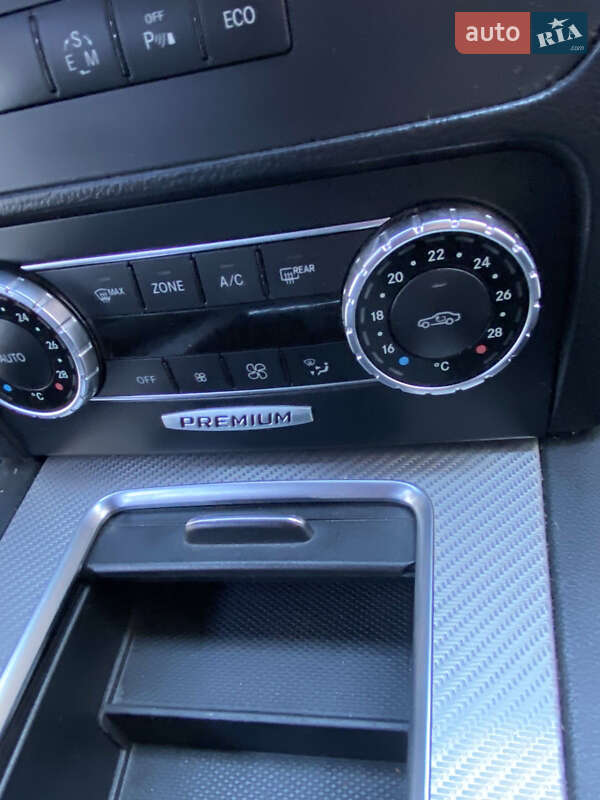 Позашляховик / Кросовер Mercedes-Benz GLK-Class 2012 в Рівному