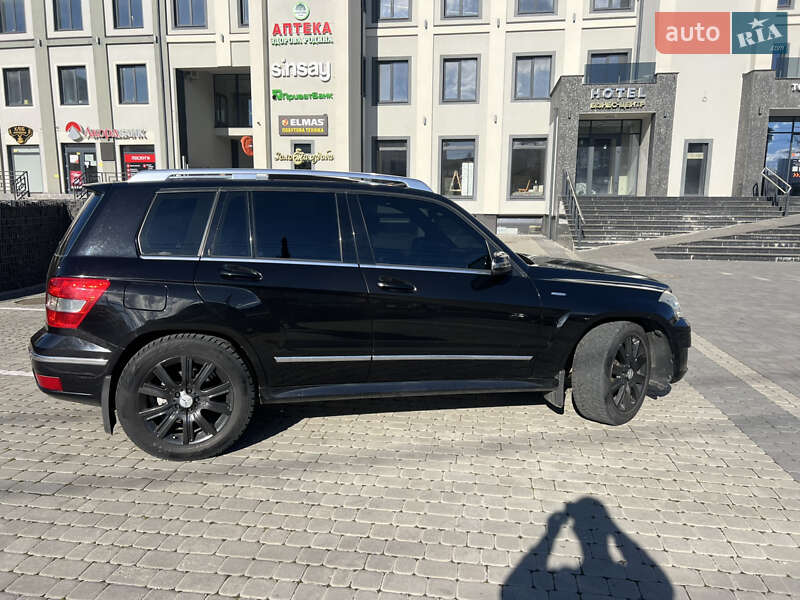 Внедорожник / Кроссовер Mercedes-Benz GLK-Class 2010 в Коломые фото 7 Внедорожник / Кроссовер Mercedes-Benz GLK-Class 2010 в Коломые