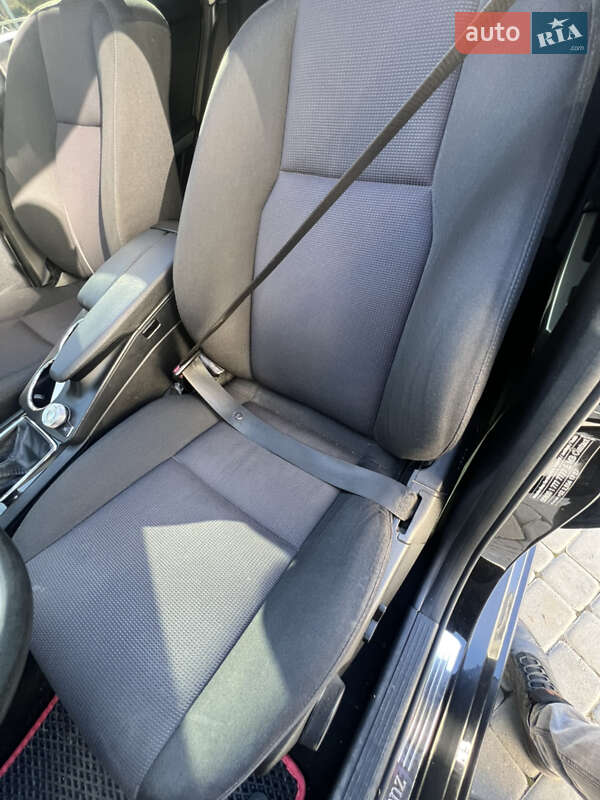 Внедорожник / Кроссовер Mercedes-Benz GLK-Class 2010 в Коломые фото 22 Внедорожник / Кроссовер Mercedes-Benz GLK-Class 2010 в Коломые