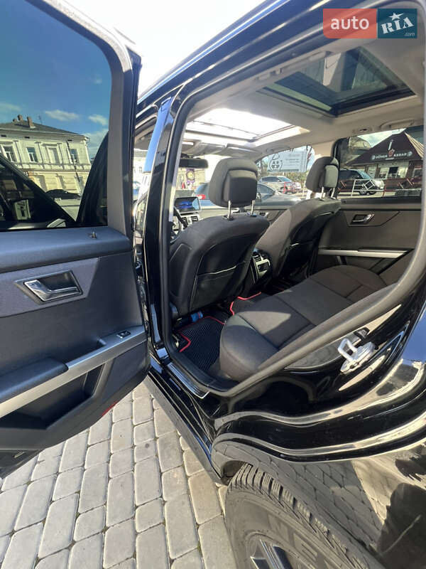 Внедорожник / Кроссовер Mercedes-Benz GLK-Class 2010 в Коломые фото 26 Внедорожник / Кроссовер Mercedes-Benz GLK-Class 2010 в Коломые