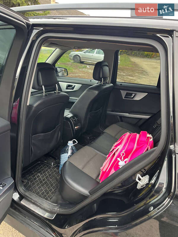 Позашляховик / Кросовер Mercedes-Benz GLK-Class 2011 в Чернівцях