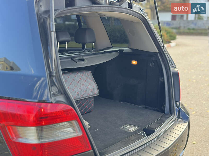 Внедорожник / Кроссовер Mercedes-Benz GLK-Class 2011 в Черновцах