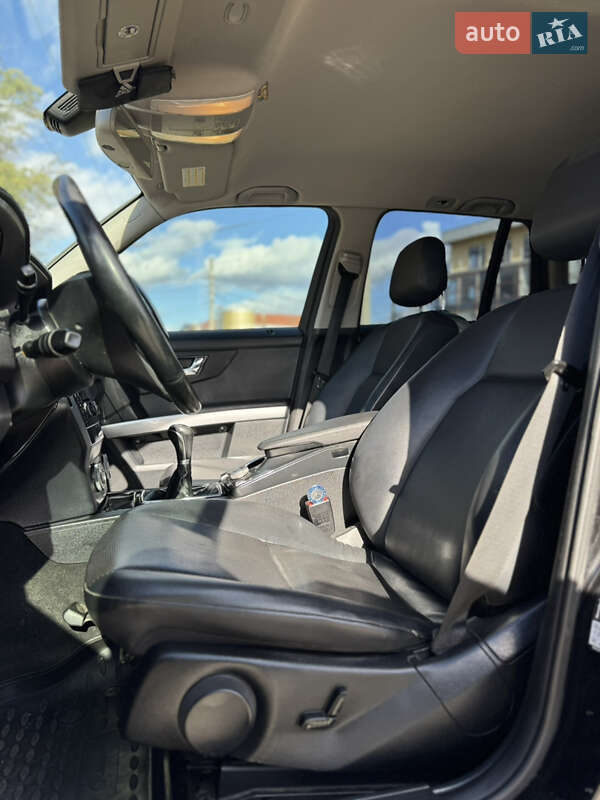Внедорожник / Кроссовер Mercedes-Benz GLK-Class 2011 в Черновцах